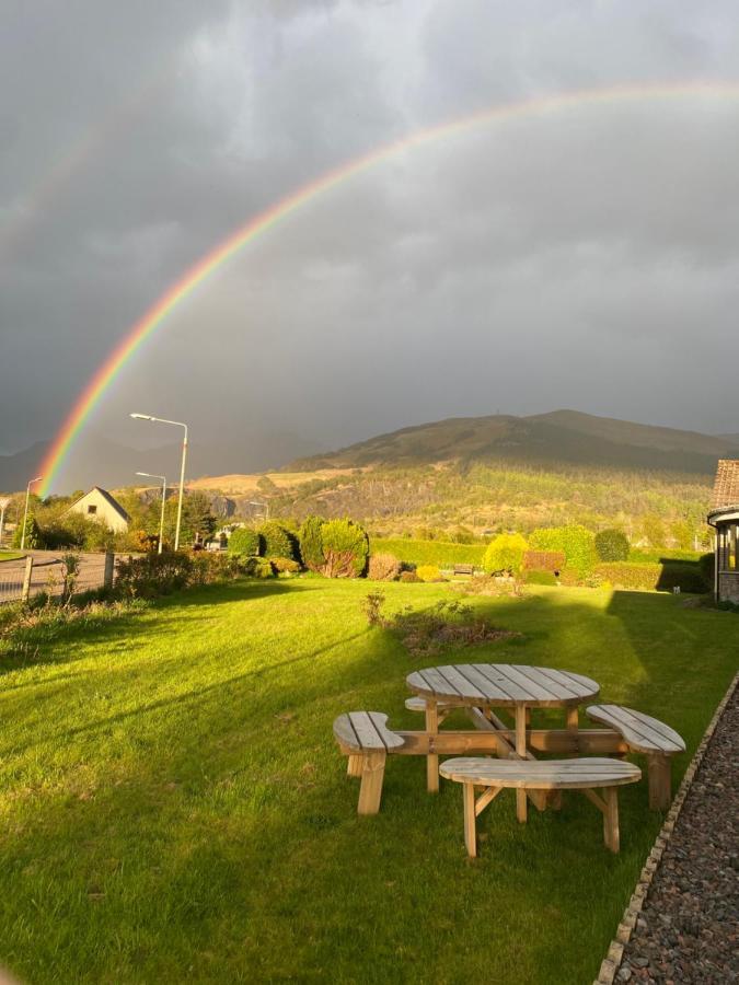 Lyn-Leven Guest House バラチェリッシュ エクステリア 写真